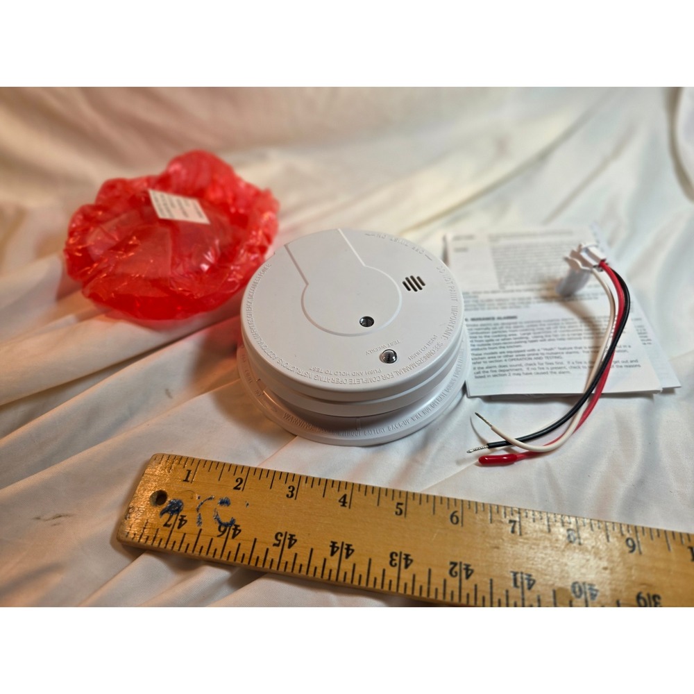 Kidde i12040 Hardwired Ionization Smoke Alarm with Battery Backup and Hush